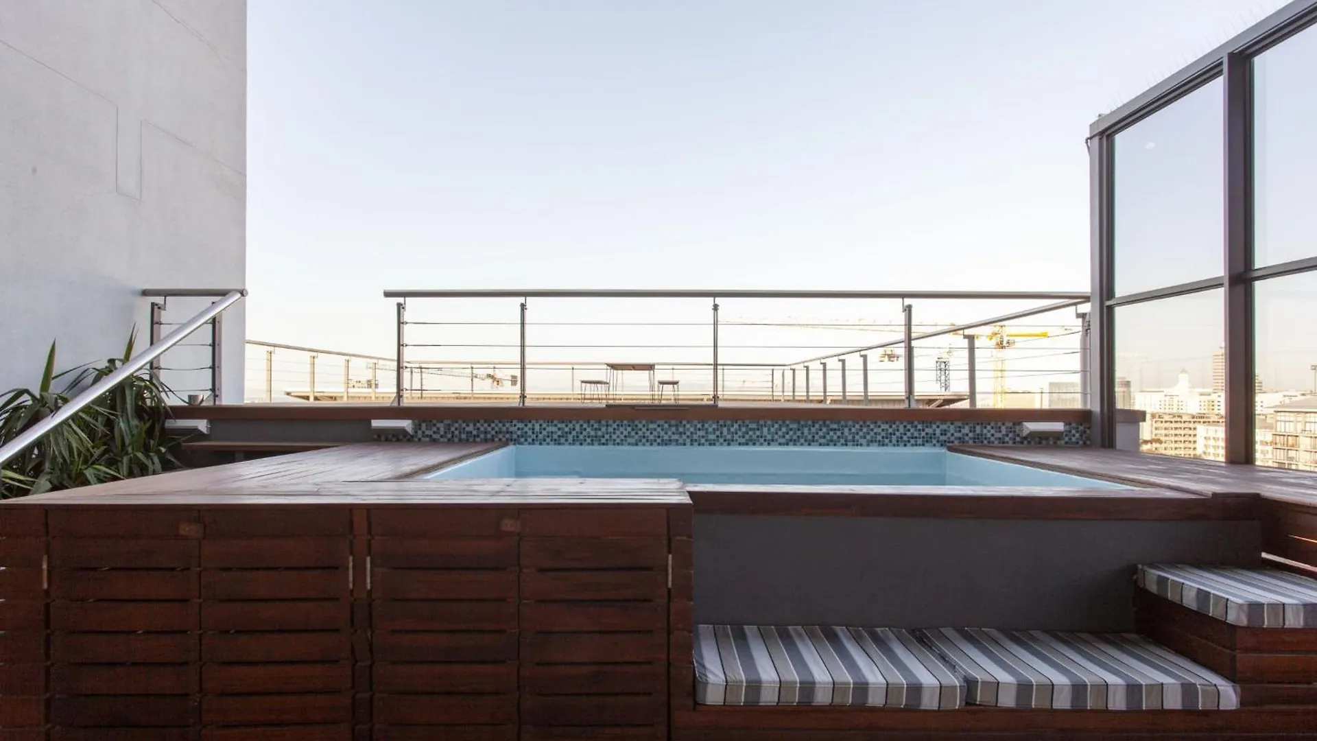 Luxe Penthouse With Private Rooftop Pool, Deck & Panoramic Views Kapstadt 0*,